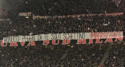 Milan, la Curva Sud contro Bonucci: "Peggio di te solo Schettino... Imbarazzante"