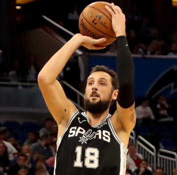 Nba: super Belinelli, gli Spurs battono i Magic