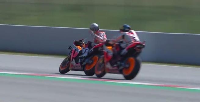 MotoGP Catalogna, scintille Marquez-Lorenzo nelle Libere 3