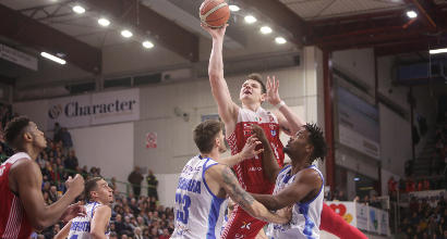 Basket, Serie A: Milano 10 e lode all’overtime, bene anche Venezia e Varese