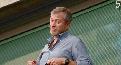 Due miliardi di sterline per comprare il Chelsea: Abramovich dice no. Per ora