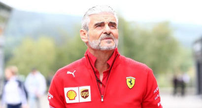 Ferrari, Arrivabene punge Hamilton: “Lui mago della pioggia, noi dell’asciutto”