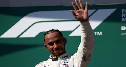 F1, Hamilton tiene alta la guardia: "Quest'anno la Ferrari è più veloce di noi"