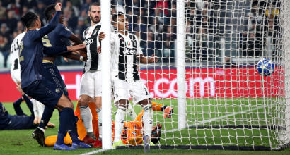 Champions, Scholes e Hargreaves contro Szczesny: "E' il punto debole della Juventus"