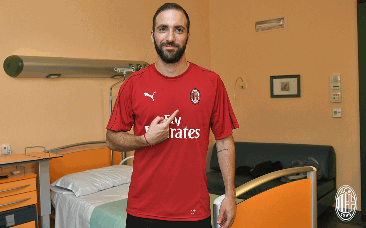 Milan, visite per Higuain - foto 1