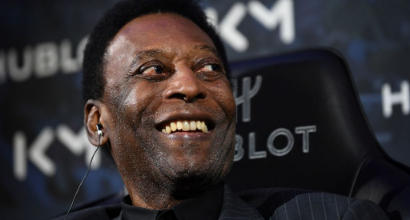 Pelè ricoverato in ospedale a Parigi Pelè ricoverato in ospedale a Parigi